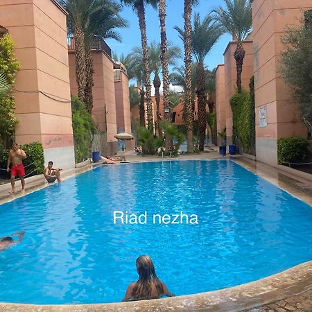 Riad Nezha Avec Jacuzzi Et 3 Piscines Au Coeur De Маракеш Екстериор снимка