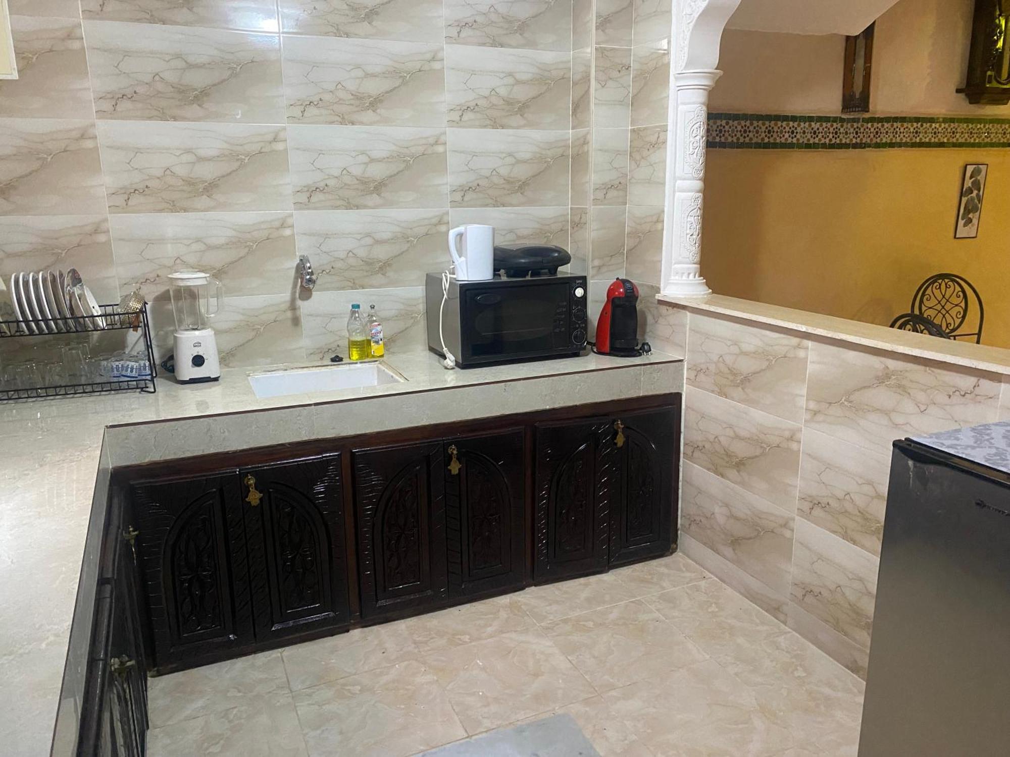 Riad Nezha Avec Jacuzzi Et 3 Piscines Au Coeur De Маракеш Екстериор снимка