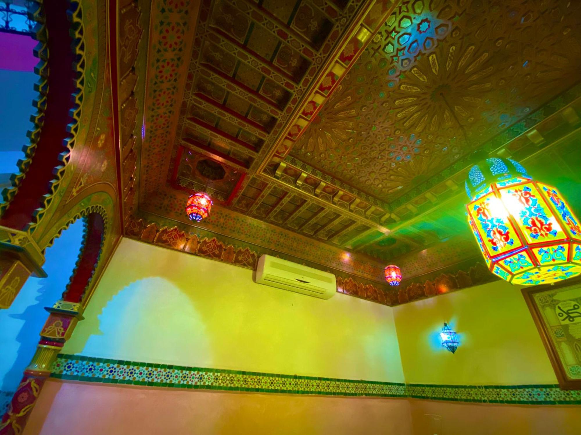 Riad Nezha Avec Jacuzzi Et 3 Piscines Au Coeur De Маракеш Екстериор снимка