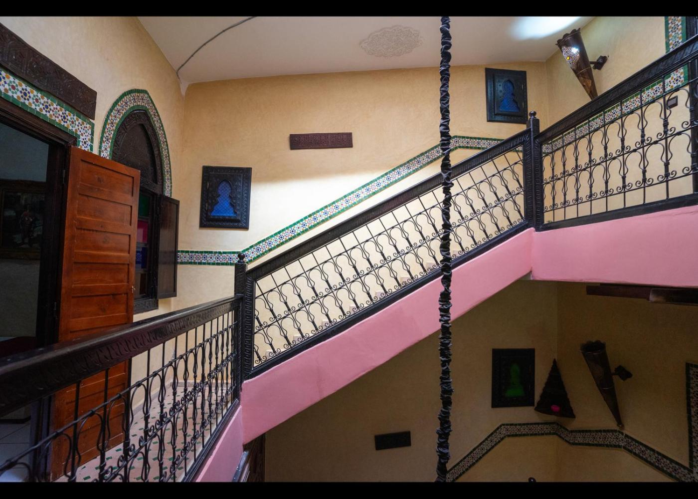 Riad Nezha Avec Jacuzzi Et 3 Piscines Au Coeur De Маракеш Екстериор снимка